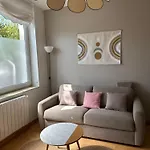 Gæstehus Meuble Atypique Chez Particulier La Madeleine (Nord)
