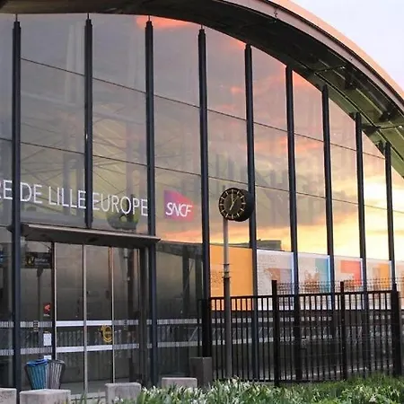 Meuble Atypique Chez Particulier 3* La Madeleine (Nord)