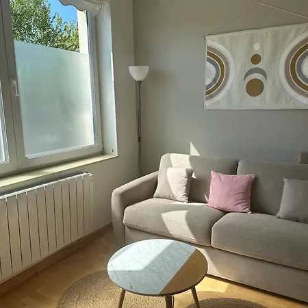 Meuble Atypique Chez Particulier Pensjonat La Madeleine (Nord)